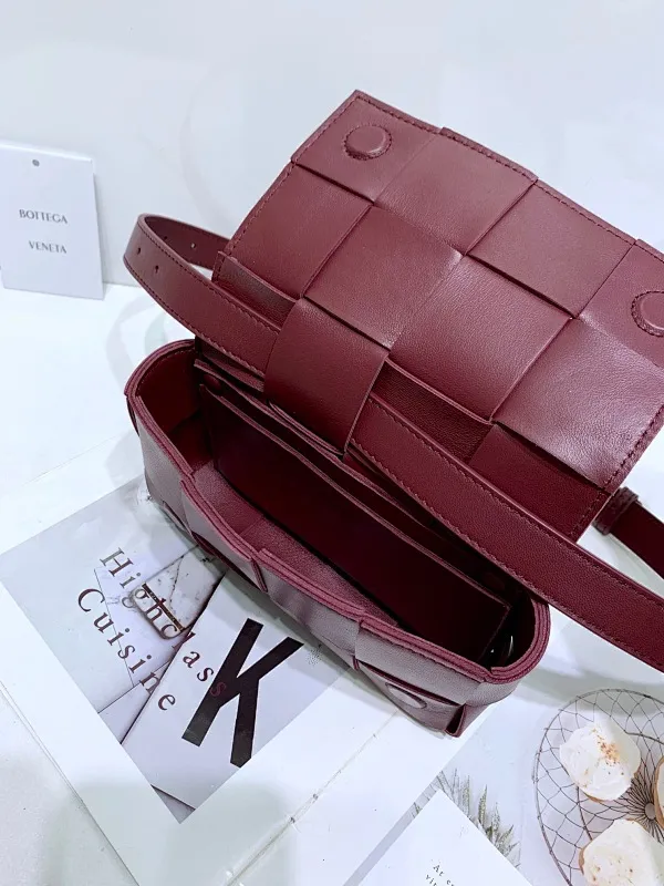 All categories 💚 Authentic bags 💚 BV 2025 new BV crossbody bag